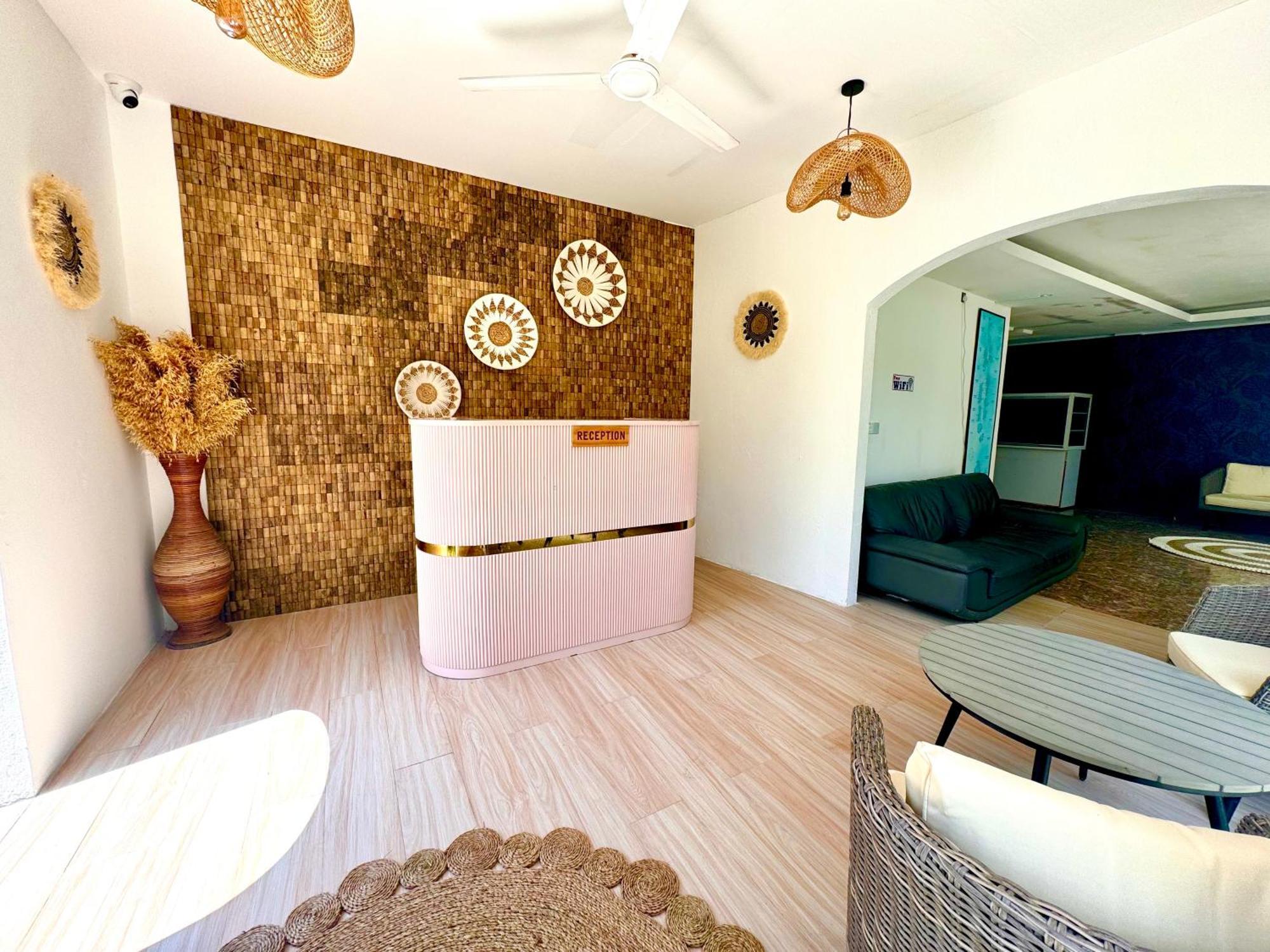 Sands Garden Hotel ثودو المظهر الخارجي الصورة